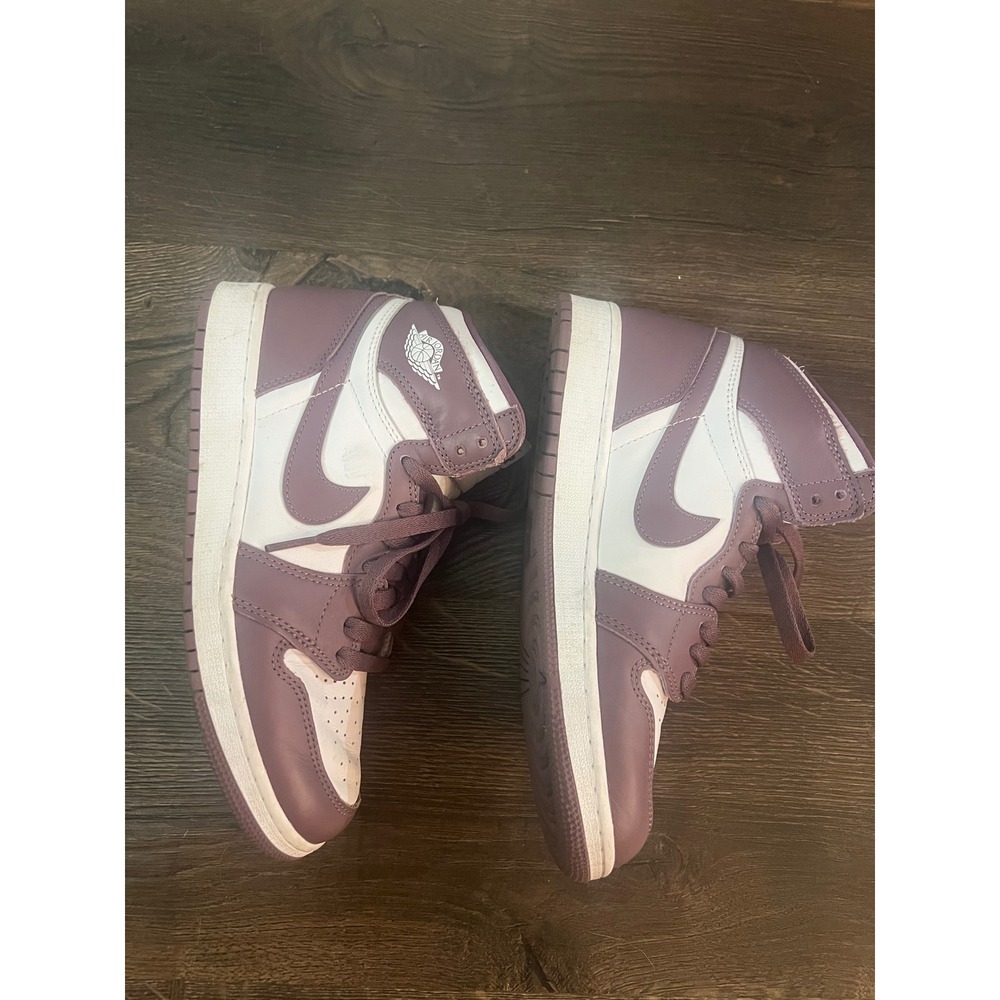 Nike Air Jordan 1 Retro High OG Mauve White FD1437-105 Womens 7.5 - Picture 2 of 6
